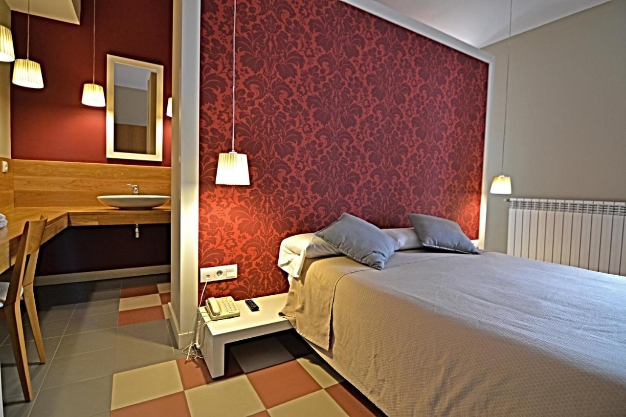 La Castellana - Habitaciones Y Desayuno ベナサル エクステリア 写真