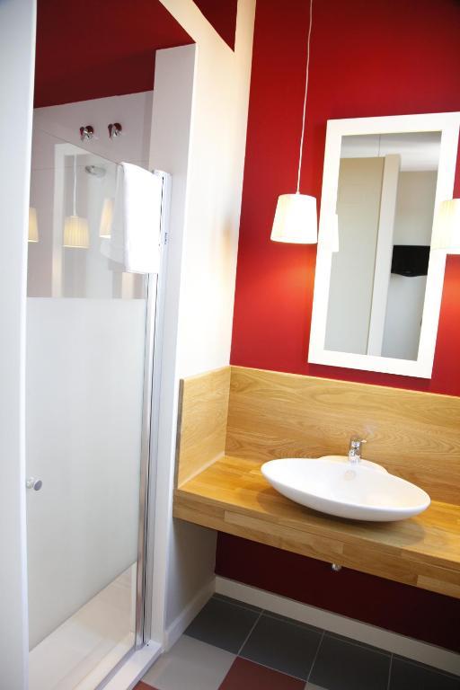 La Castellana - Habitaciones Y Desayuno ベナサル エクステリア 写真